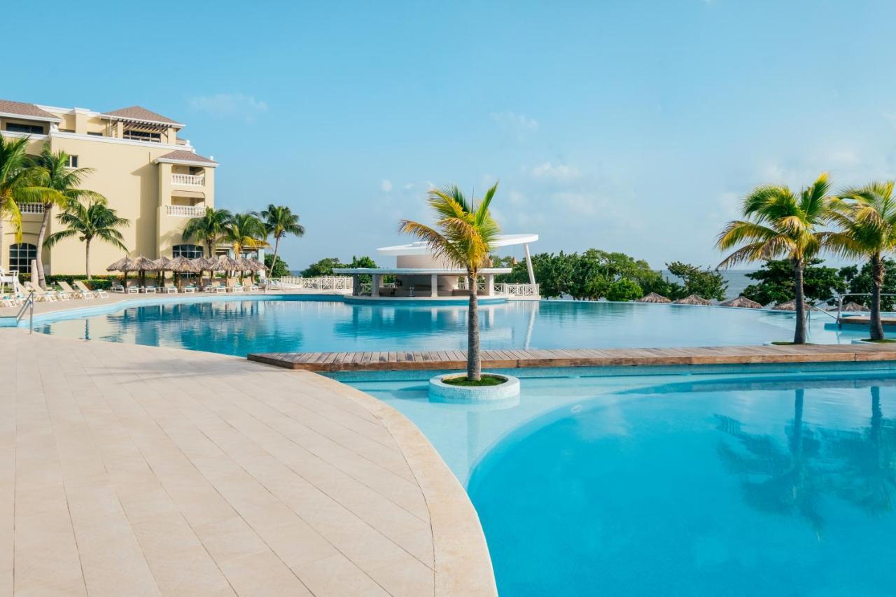 Iberostar Waves Rose Hall Beach Montego Bay Exterior foto