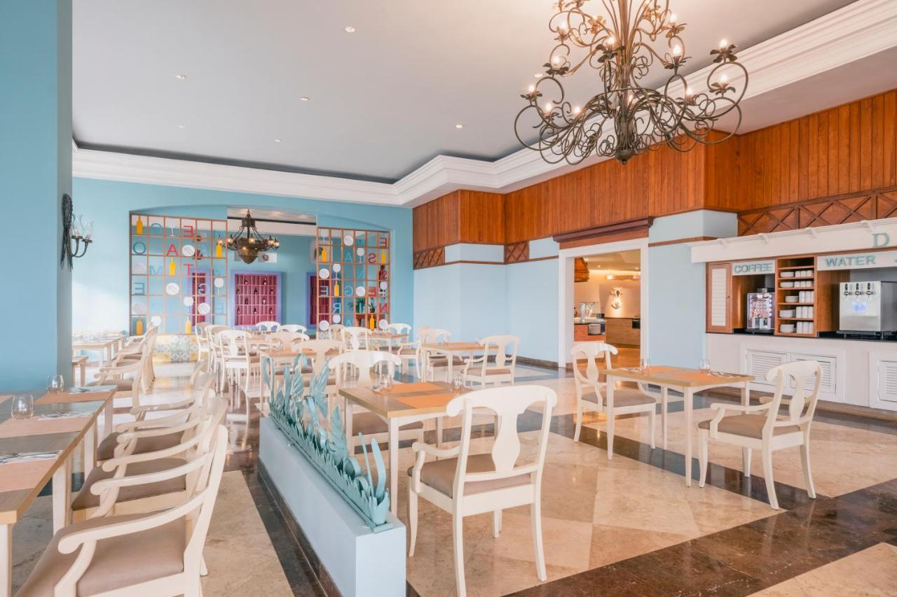 Iberostar Waves Rose Hall Beach Montego Bay Exterior foto